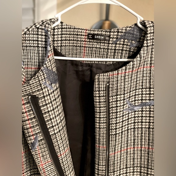 NEW Bird Embroidered Coat - Picture 14 of 16